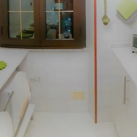 Rhome Sweet Rhome Apartment