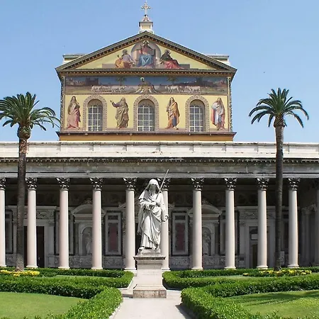 Rhome Sweet Rhome * Rome